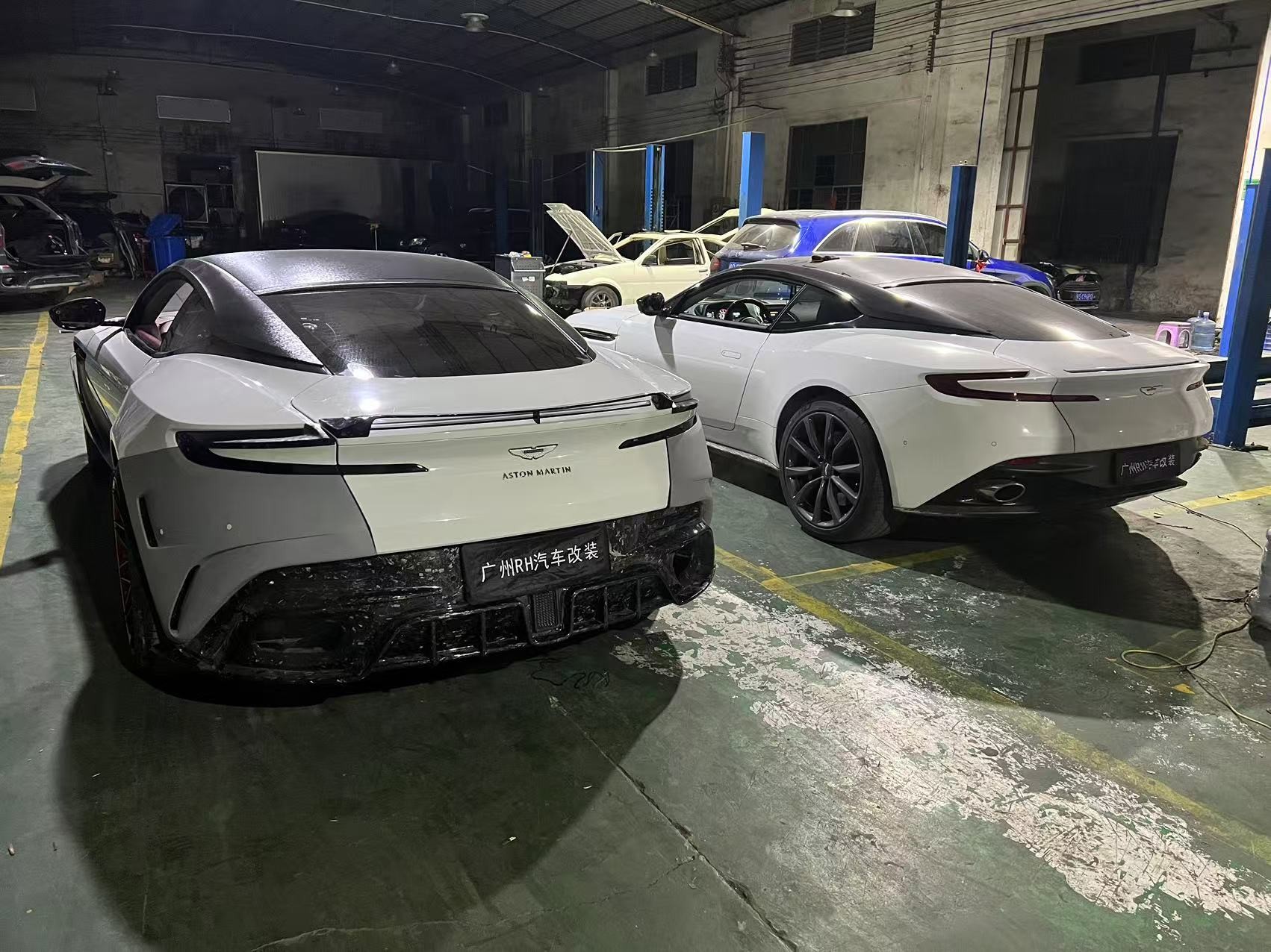 qualité Un kit de carrosserie en carbone usine