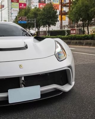 Ferrari F12 Carrosserie en fibre de carbone Kit F12 Novitec N-largo style avant et arrière arc de roue de pare-chocs F12 spoiler diffuseur de lèvre avant