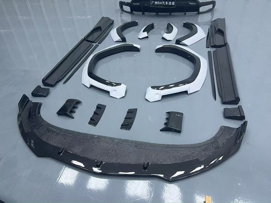 Lamborghini Urus Carrosserie en fibre de carbone Kit URUS 1016 style diffuseur de lèvre avant en fibre de carbone spoiler capot volet de roue