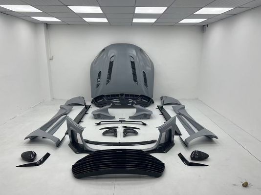 Aston Martin DB11 Carrosserie en fibre de carbone DB11 style mansory avant et arrière jupe de pare-chocs côté pare-chocs spoiler capot