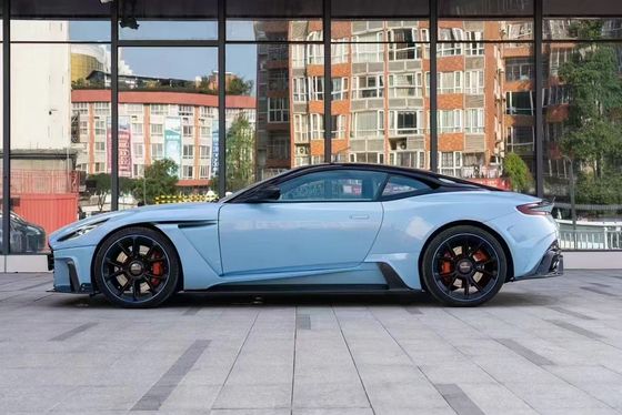 Aston Martin DB11 Carrosserie en fibre de carbone DB11 style mansory avant et arrière jupe de pare-chocs côté pare-chocs spoiler capot