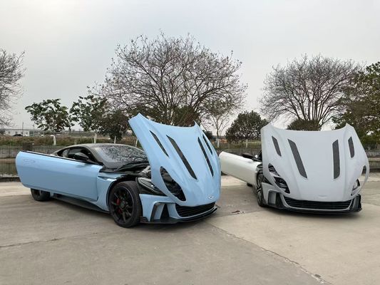Aston Martin DB11 Carrosserie en fibre de carbone DB11 style mansory avant et arrière jupe de pare-chocs côté pare-chocs spoiler capot