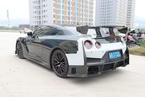 Nissan GTR Carrosserie en fibres de carbone Kit GTR r35 Mise à niveau 2024nismo style avant et arrière spoilers de pare-chocs pare-chocs de capot