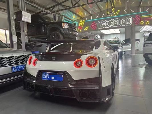 Nissan GTR Carrosserie en fibres de carbone Kit GTR r35 Mise à niveau 2024nismo style avant et arrière spoilers de pare-chocs pare-chocs de capot