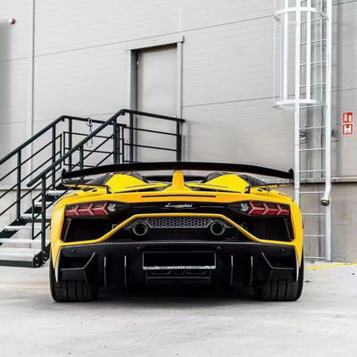 Pour Lamborghini Aventador LP700 LP720 Carrosserie en fibres de carbone Aventador Modélisé SVJ Style Avant et arrière Spoiler de pare-chocs