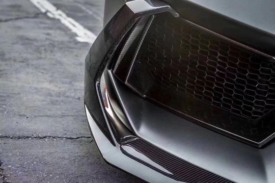 Pour Lamborghini LP700 Kit de carrosserie en fibre de carbone LP700 Mise à niveau VORs Style Diffuseur de lèvre avant en fibre de carbone
