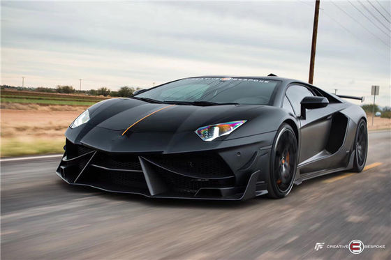 Pour Lamborghini LP700 Kit de carrosserie en fibres de carbone LP700 Modifié DMC Style Kit de carrosserie en fibres de carbone avant et arrière pare-chocs