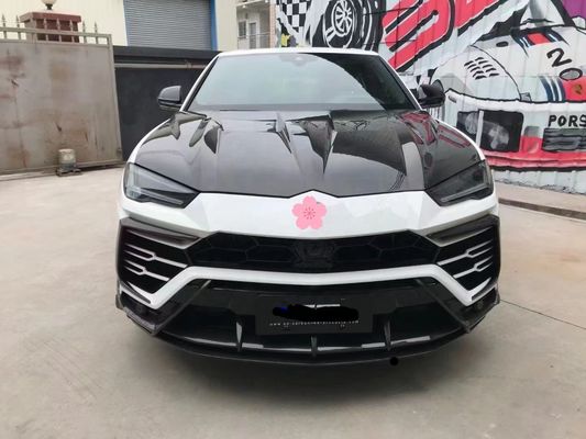 Pour Lamborghini URUS Kit de carrosserie en fibres de carbone Urus améliore le kit de carrosserie en fibres de carbone haut de gamme