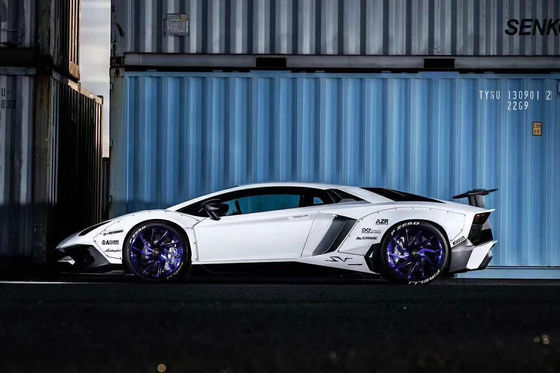 Pour Lamborghini Aventador LP700 Carrosserie en fibre de carbone LP700 Mise à niveau en style LB Jupe latérale Spoiler Arche de roue