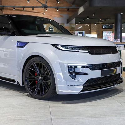 Range Rover Sport Body Kit en fibre de carbone LM Style L'avant de la lèvre de la roue de la voiture