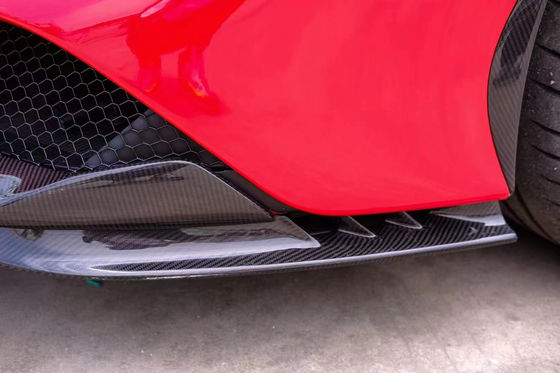 Pour la Ferrari SF90 Kit de carrosserie en fibre de carbone sèche SF90 OEM Style Fibre de carbone avant lèvre diffuseur spoiler jupe latérale
