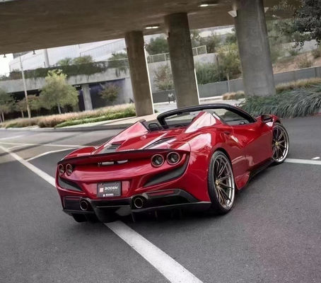 Kit de carrosserie en fibres de carbone pour Ferrari F8