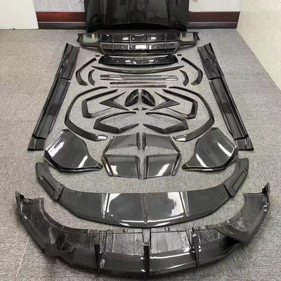 Pièces détachées pour Lamborghini Urus Body Kit Urus Améliore le kit de carrosserie en fibre de carbone de type TopCAR