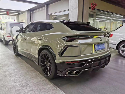 Pièces détachées pour Lamborghini Urus Body Kit Urus Améliore le kit de carrosserie en fibre de carbone de type TopCAR