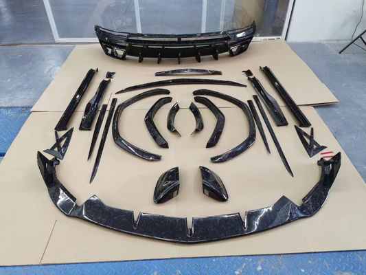 Kit de carrosserie en fibres de carbone pour Lamborghini URUS URUS améliore le kit de carrosserie large de la pelle avant diffuseur spoiler MSY