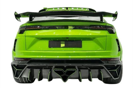 Pièces détachées pour Lamborghini Urus Spoiler en fibre de carbone