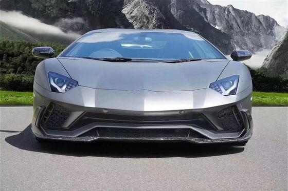 Kit de carrosserie en fibres de carbone pour Lamborghini LP740S LP740S Mise à niveau Mise à niveau de style MSY Kit de carrosserie de la pelle avant diffuseur de spoiler