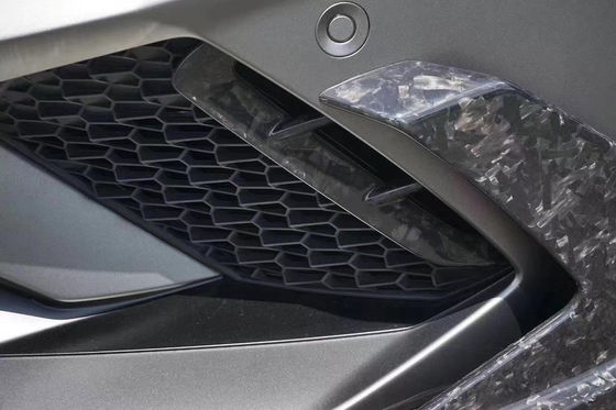 Kit de carrosserie en fibres de carbone pour Lamborghini LP740S LP740S Mise à niveau Mise à niveau de style MSY Kit de carrosserie de la pelle avant diffuseur de spoiler