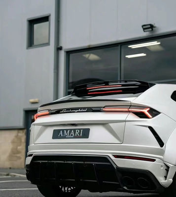 1016 Style Wide Body Kit pour Lamborghini Urus Carrosserie en fibre de carbone Carrosserie en fibre de carbone Urus Diffuseur de lèvre avant Spoiler Hood large-corps
