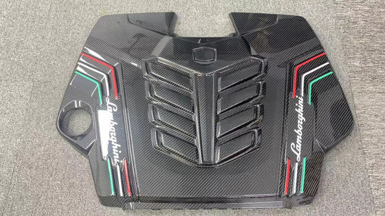 2019 Black Lamborghini Body Kit moteur en fibre de carbone sèche Bouclier de protection intérieure