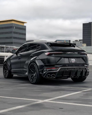 Carrosserie noire URUS améliorée 1016 Hood Spoiler Large Body Kit