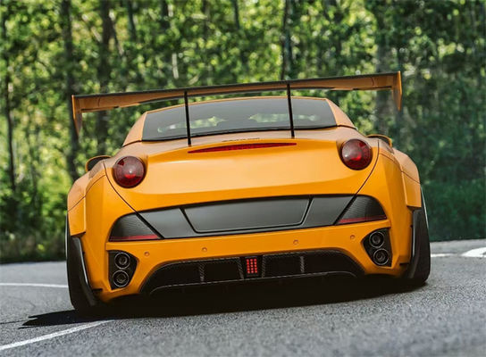 Pour le kit de carrosserie de Ferrari Californie Fibre de carbone sèche