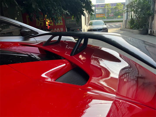 Pour Ferrari F8 Spoiler en fibre de carbone F8 Spoiler en fibre de carbone de type Novi