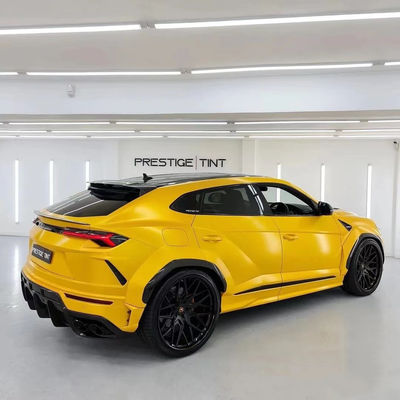 1016 Style Lamborghini Body Kit Urus Fibre de carbone Diffuseur de lèvres avant Spoiler Hood Blanc