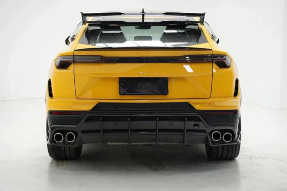 URUS Lamborghini Body Kit 2018-2019 Diffuseur de lèvres avant en fibre de carbone