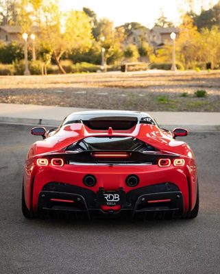 Pour Ferrari SF90 Kit de carrosserie en fibre de carbone SF90 Upgrade RYFT Style Jump Down Front Lip Diffuser Spoiler Body Kit