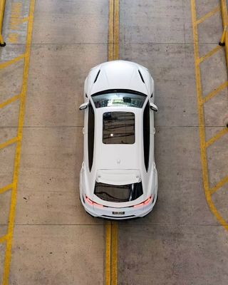 Lamborghini URUS Kit de carrosserie en carbone NT Style Diffuseur de lèvres avant Spoiler