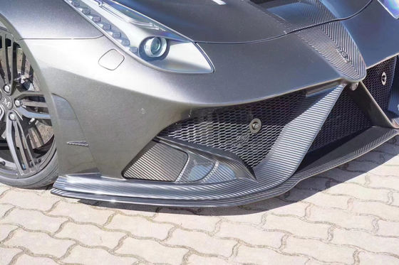 Pour la Ferrari F12, le kit de carrosserie en fibre de carbone sèche F12 amélioré MSY style avant et arrière
