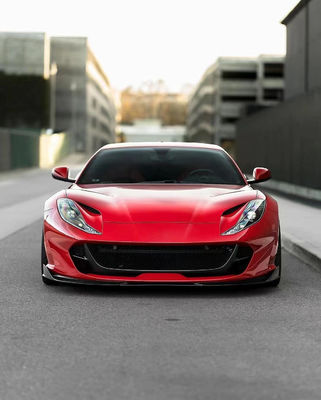 1016 Ferrari Body Kit 812 190 mm Diffuseur de pare-chocs avant en fibre de carbone Spoiler