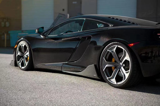 Kit de carrosserie en fibre de carbone de haute qualité pour McLaren MP4-12C Mp4-12c Fibre de carbone avant pelle arrière diffuseur jupe latérale