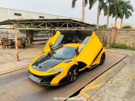 Pièces en carbone du pare-chocs avant de voiture pour Mclaren Mp4 12C 625c 650S Mise à niveau vers 675LT Style Body Kit
