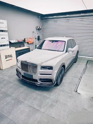 2018 - 2019 Cullinan Body Kit DW Style Diffuseur de lèvres avant Spoiler Widebody Kit