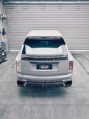 2018 - 2019 Cullinan Body Kit DW Style Diffuseur de lèvres avant Spoiler Widebody Kit