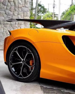 Mclaren Jaune Artura Body Kit Spoiler Artura NV Style Large Corps de la marque