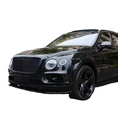 Pour le Bentley Bentayga, le kit de carrosserie en fibre de carbone Bentayga améliore le diffuseur de lèvres frontale en fibre de carbone de style W12