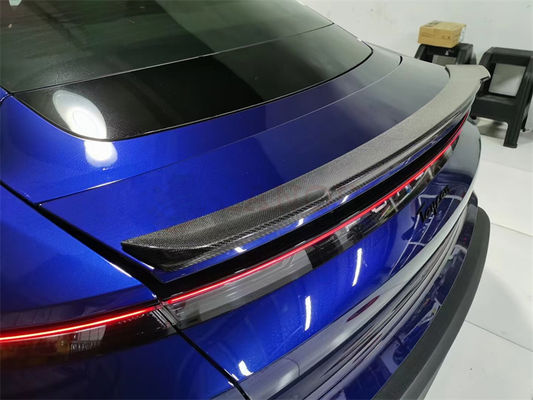 Pour Porsche Taycan, kit de carrosserie de spoiler en fibres de carbone