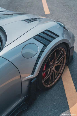 Pour la Porsche 911 992 Kit de carrosserie en fibre de carbone 992 Kit de carrosserie large en forme de pare-chocs avant et arrière MIW
