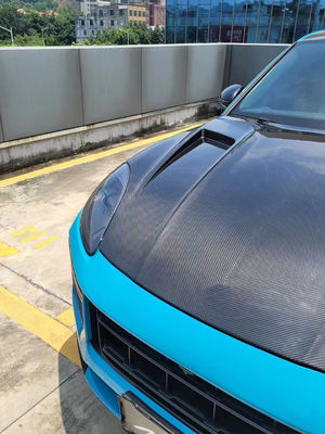 2019 Black Porsche Cayenne Body Kit TH Style Hood Couverture moteur en fibre de carbone sèche