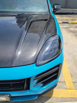 2019 Black Porsche Cayenne Body Kit TH Style Hood Couverture moteur en fibre de carbone sèche