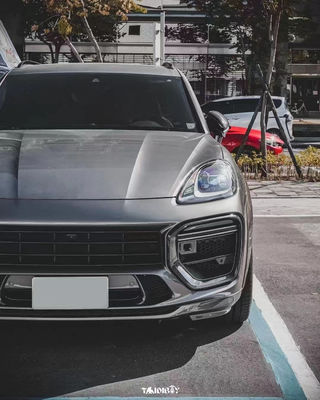 Cayenne Porsche Body Kit Diffuseur de lèvres avant en fibre de carbone sèche