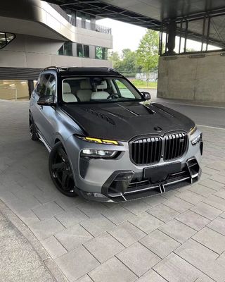 Pour BMW X7 Kit de carrosserie en fibre de carbone X7 Kit de carrosserie en fibre de carbone de style LD