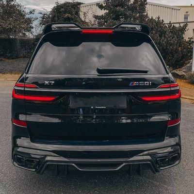 Pour BMW X7 Kit de carrosserie en fibre de carbone X7 Kit de carrosserie en fibre de carbone de style LD