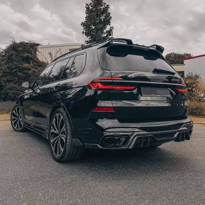 Pour BMW X7 Kit de carrosserie en fibre de carbone X7 Kit de carrosserie en fibre de carbone de style LD
