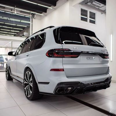 Pour BMW X7 Kit de carrosserie en fibre de carbone X7 Kit de carrosserie en fibre de carbone Diffuseur de lèvre avant Spoiler Hood