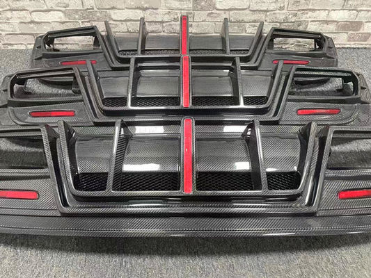 Vente à chaud GLA45 GLA260 X156 Carrosserie en fibres de carbone GLA45 Diffuseur arrière en fibres de carbone 2014-2019