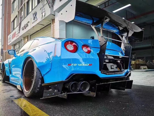 Hot 2022 Produits GTR R35wide Bodyki Body Kit pour Nissan GTR R35 Spoiler de pare-chocs avant et arrière